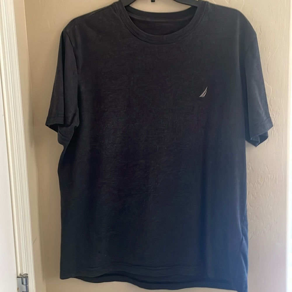 NAUTICA men’s shirt in great condition